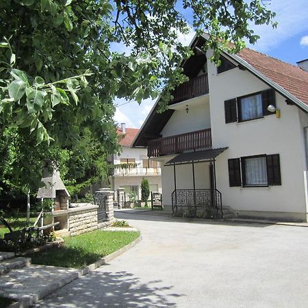 Guest House Sveti Marko Gacka Otočac المظهر الخارجي الصورة