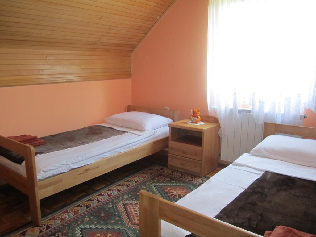 Guest House Sveti Marko Gacka Otočac المظهر الخارجي الصورة