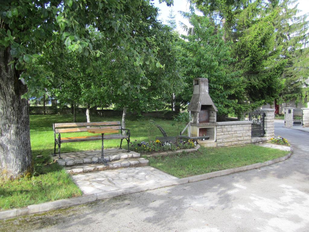 Guest House Sveti Marko Gacka Otočac المظهر الخارجي الصورة